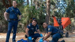9-1-1 6. sezon 1. bölüm