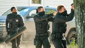 Chicago P.D. 8. sezon 1. bölüm