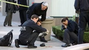 NCIS 8. sezon 16. bölüm