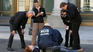 NCIS 8. sezon 6. bölüm