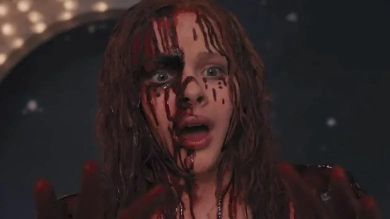 Carrie: Günah Tohumu sahne 2
