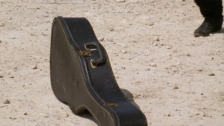 Gitarım ve Silahım sahne 5