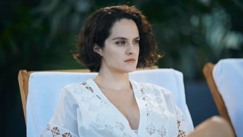 Emmanuelle sahne 3