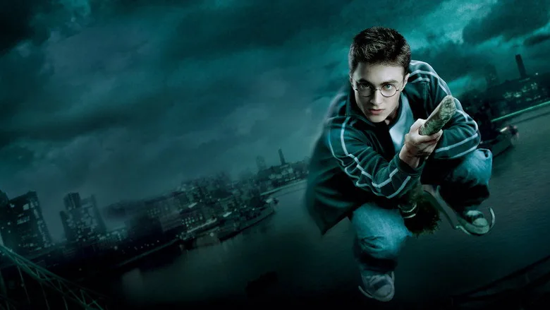 Harry Potter 5 Zümrüdüanka Yoldaşlığı sahne 6