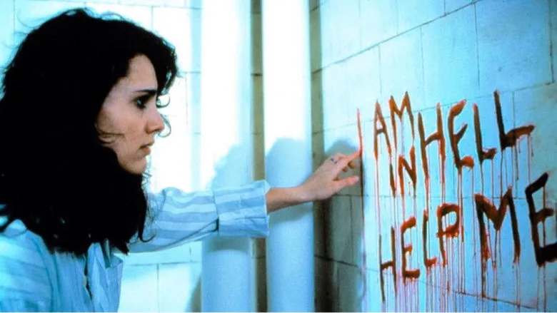 Hellbound: Hellraiser II sahne 3