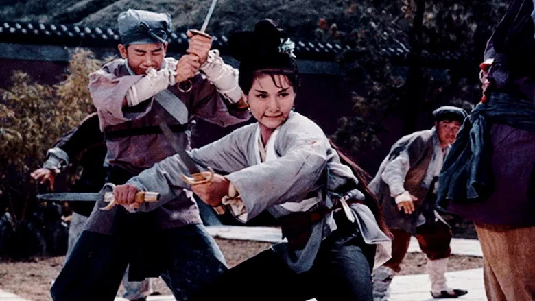 Iron Fists and Kung Fu Kicks sahne 4