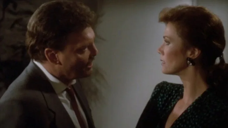 Mike Hammer: Cinayet Kazanır sahne 6