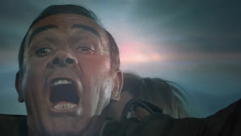 James Bond: Asla Asla Deme sahne 4