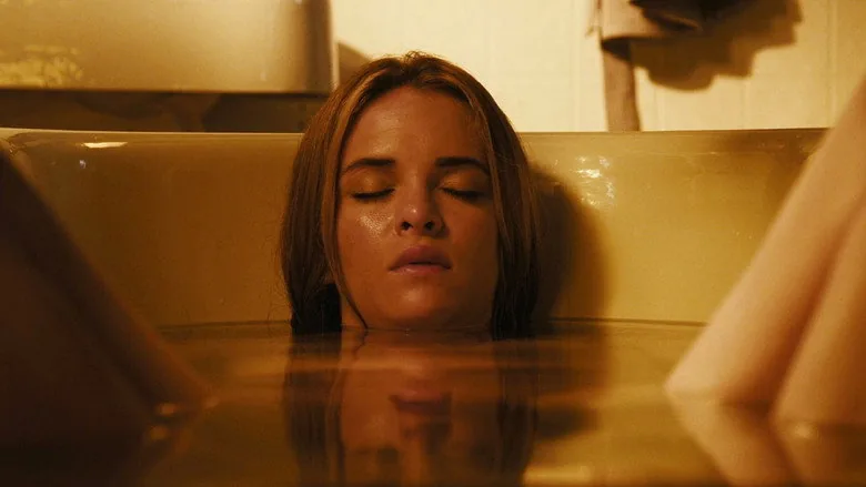 Piranha 3DD sahne 3