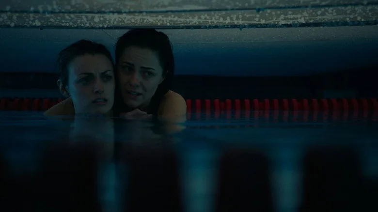 12 Feet Deep sahne 5