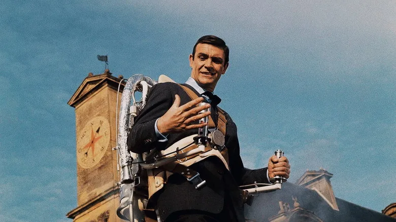 James Bond: Yıldırım Harekatı sahne 3