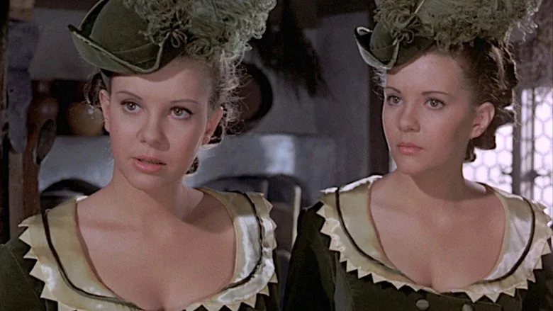 Twins of Evil sahne 2